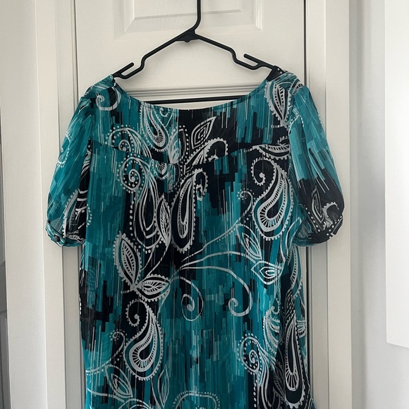 LANE Bryant 18/20W Semi Sheer Scoop Neck Blouse Teal,Black and White - Picture 7 of 8